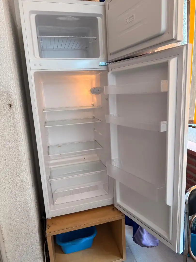 Cocina de Apartamento de alquiler en Lloret de Mar con Amueblado, Lavadora y Balcón
