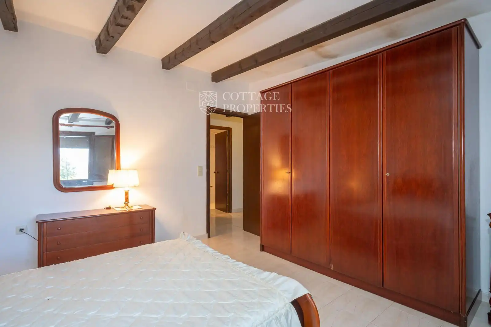 Habitación de Finca rústica en venta en Sant Miquel de Campmajor con Calefacción y Piscina