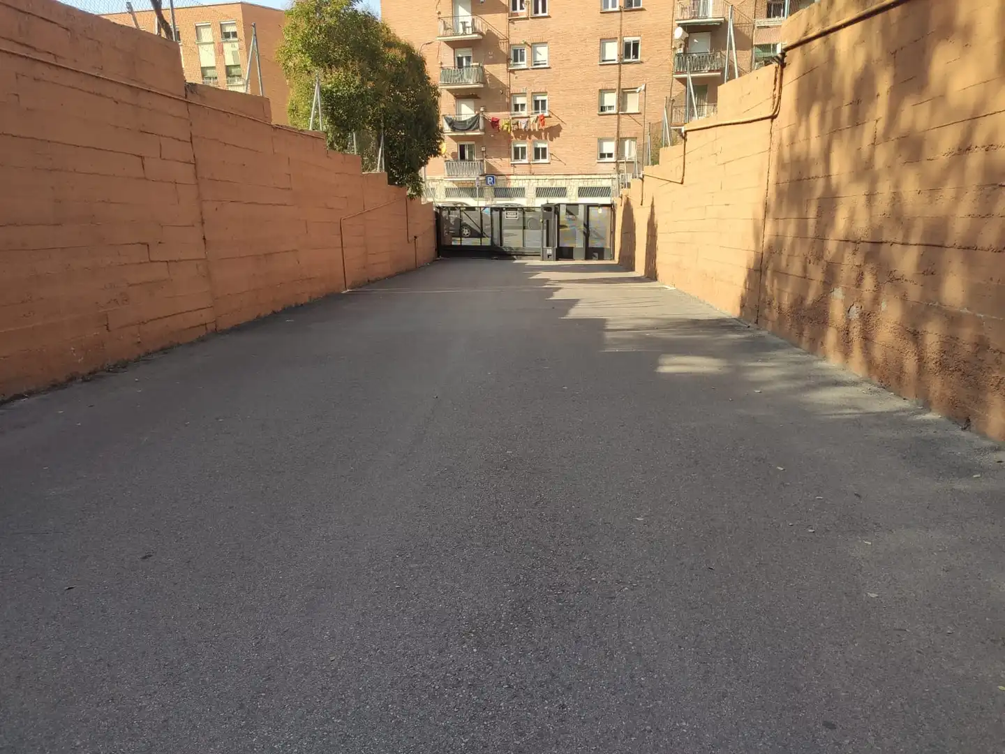 Aparcament de Apartament en venda en Madrid amb Calefacció, Moblat i Forn
