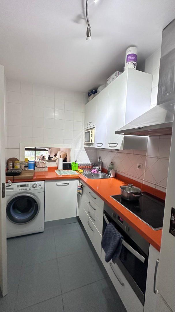 Kitchen of Flat for sale in  Sevilla Capital  with Air Conditioner