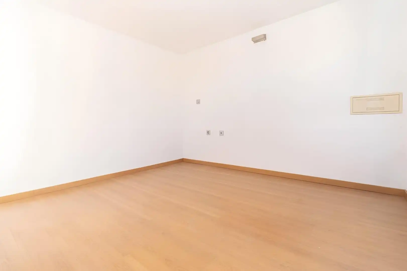 Casa adosada en venta en Motril con Aire acondicionado, Terraza y Trastero