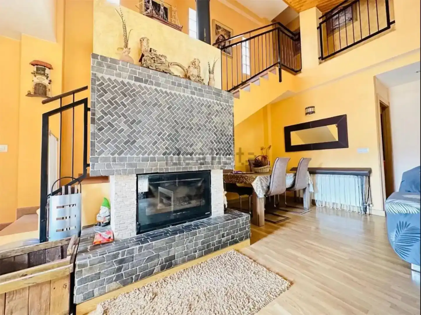Sala de estar de Casa o chalet para compartir en Cadrete con Jardín privado, Parquet y Trastero