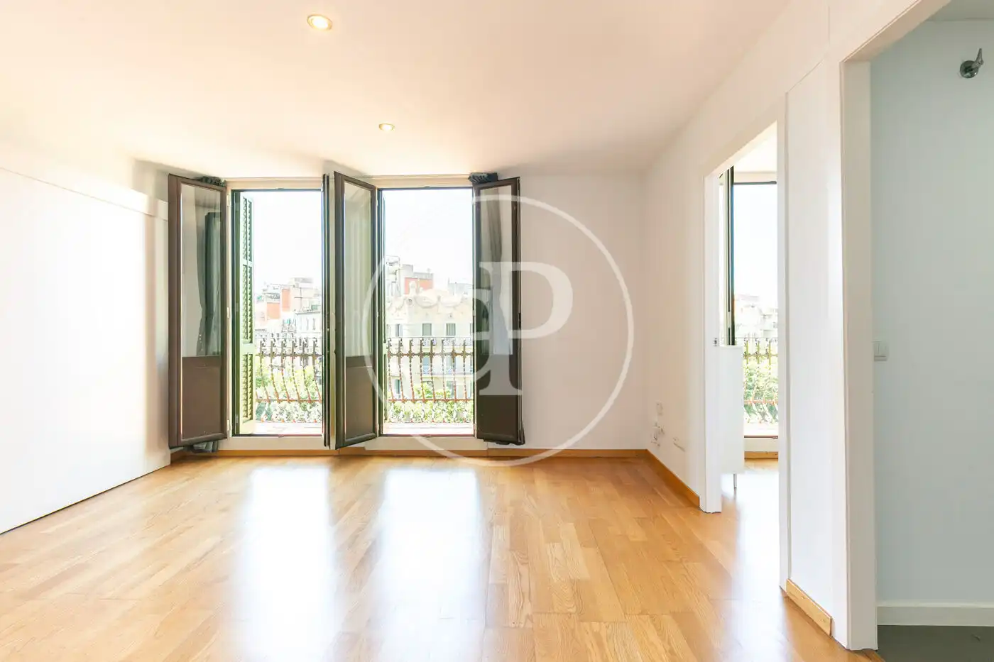 Schlafzimmer von Dachboden zum Verkauf in Barcelona mit Klimaanlage, Heizung und Terrasse