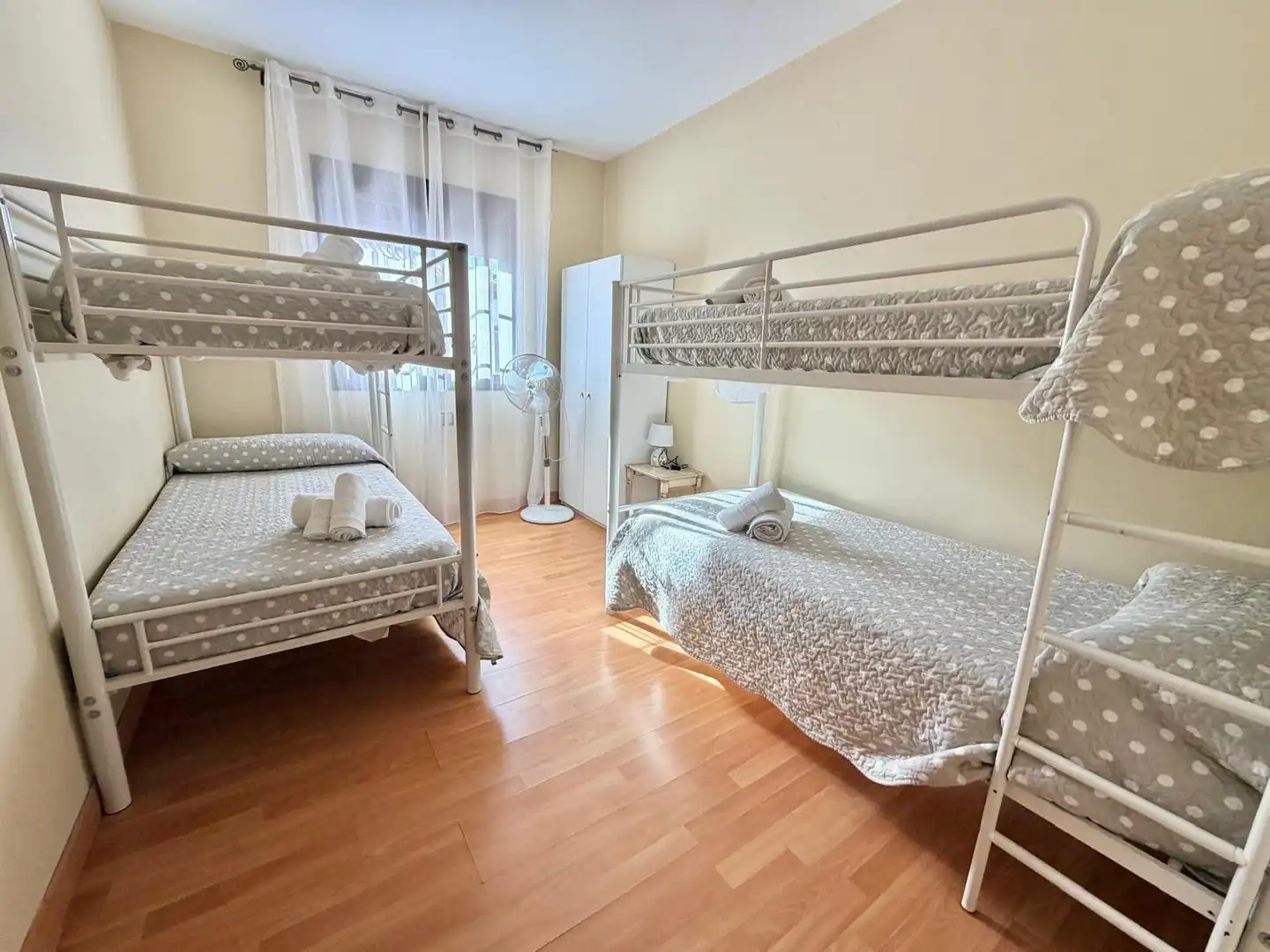 Habitación de Casa o chalet en venta en Chiclana de la Frontera con Jardín privado, Terraza y Piscina