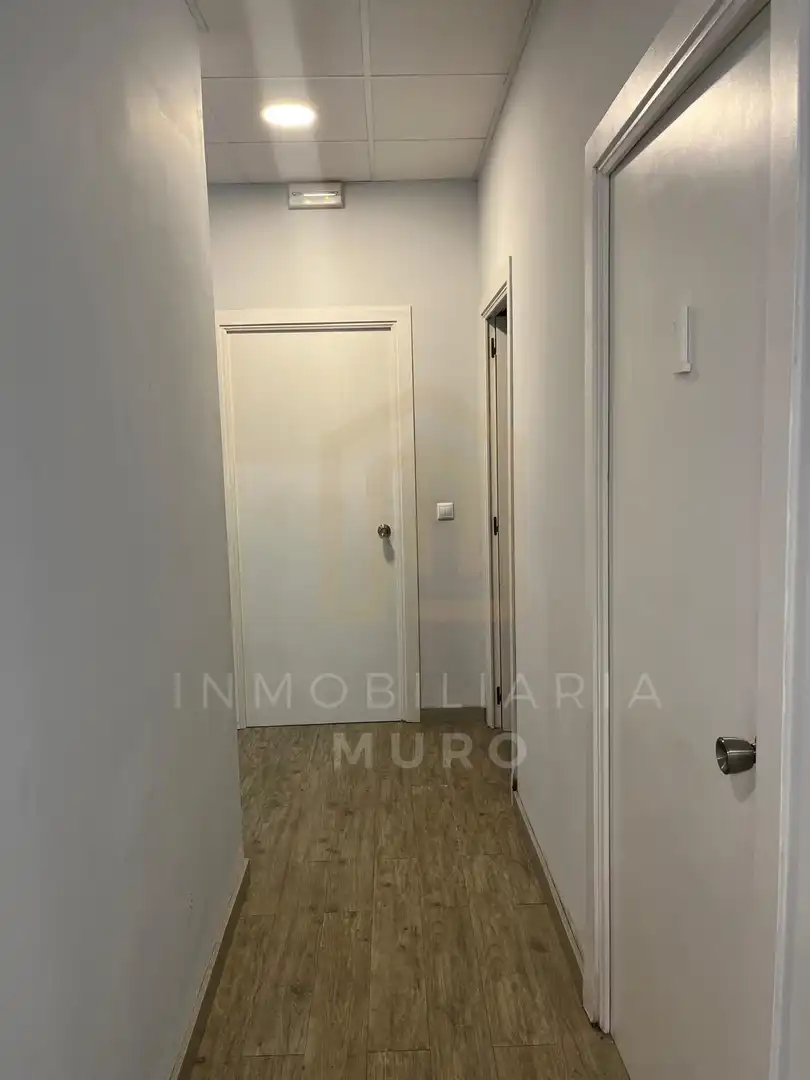 Local comercial en venda a Zona Nord, imagen 9