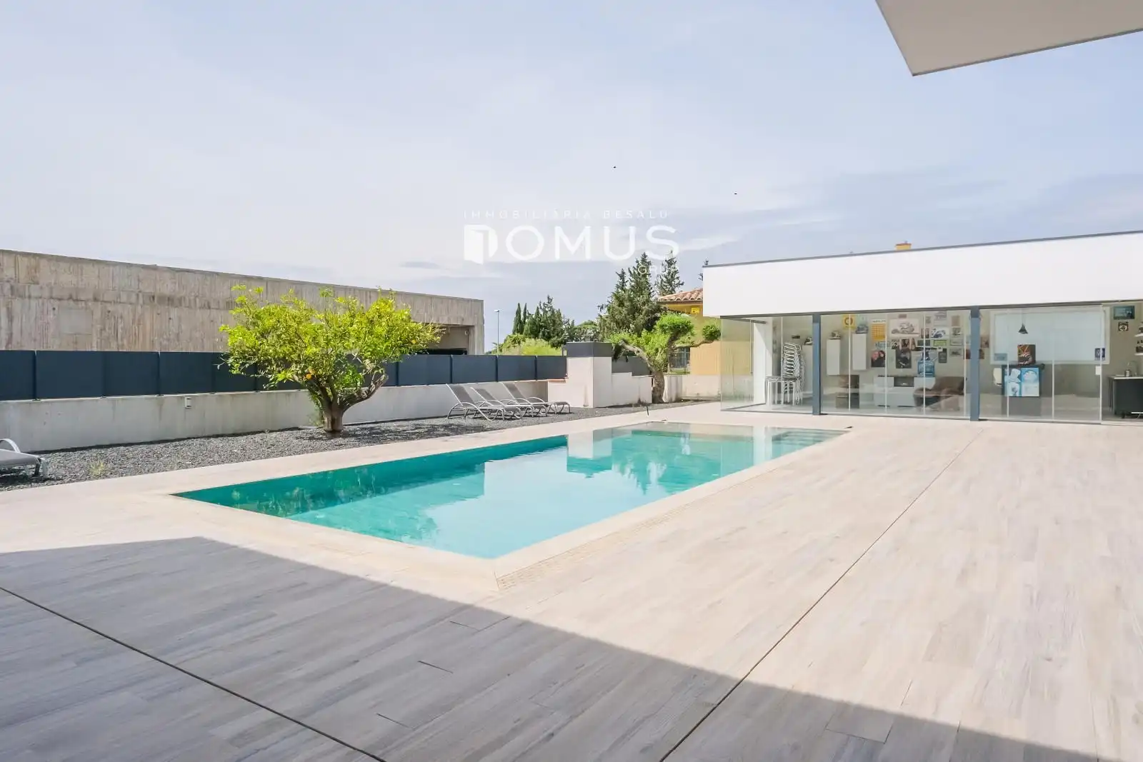 Piscina de Casa o xalet en venda en Sant Climent Sescebes amb Aire condicionat, Calefacció i Jardí privat