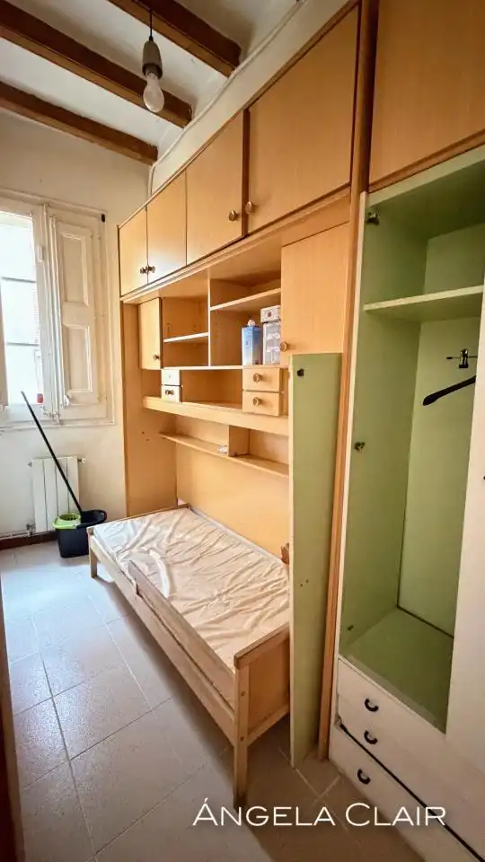 Habitación de Piso en venta en Barcelona con Calefacción