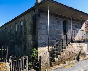 Vista exterior de Casa o xalet en venda en San Cristovo de Cea amb Balcó