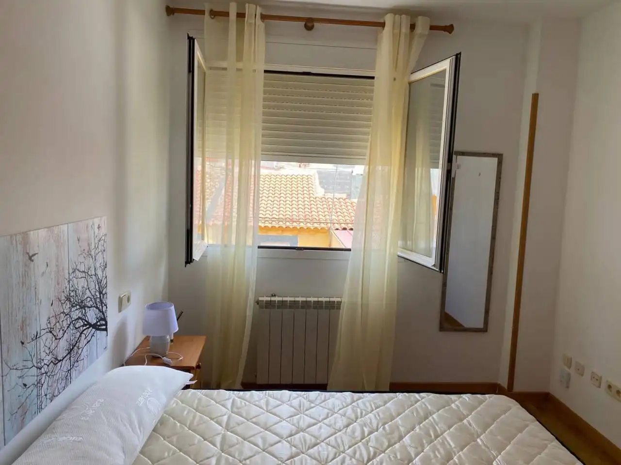 Habitación de Piso de alquiler en Noblejas con Calefacción, Trastero y Amueblado
