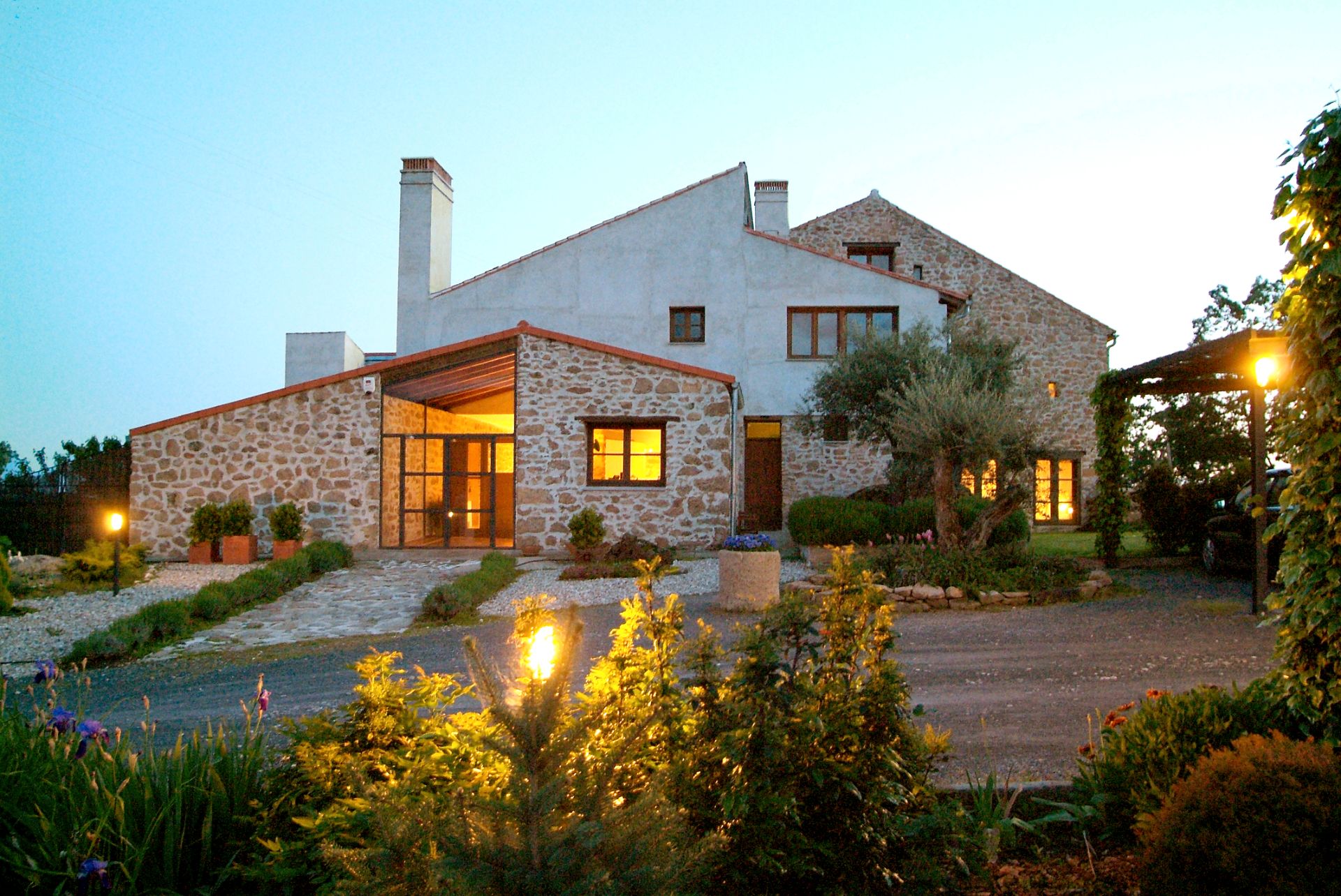 Vista exterior de Finca rústica en venda en Torremenga amb Calefacció, Jardí privat i Piscina