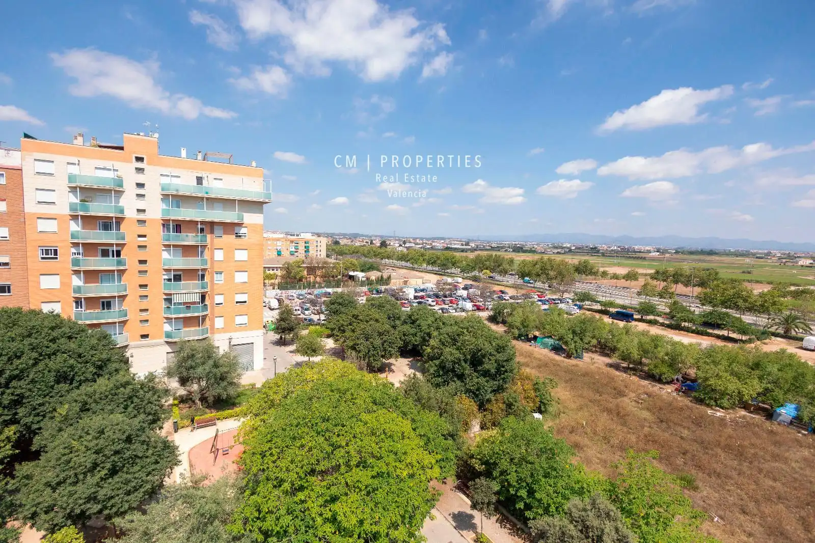 Vista exterior de Dúplex en venta en Valencia con Aire acondicionado, Terraza y Trastero