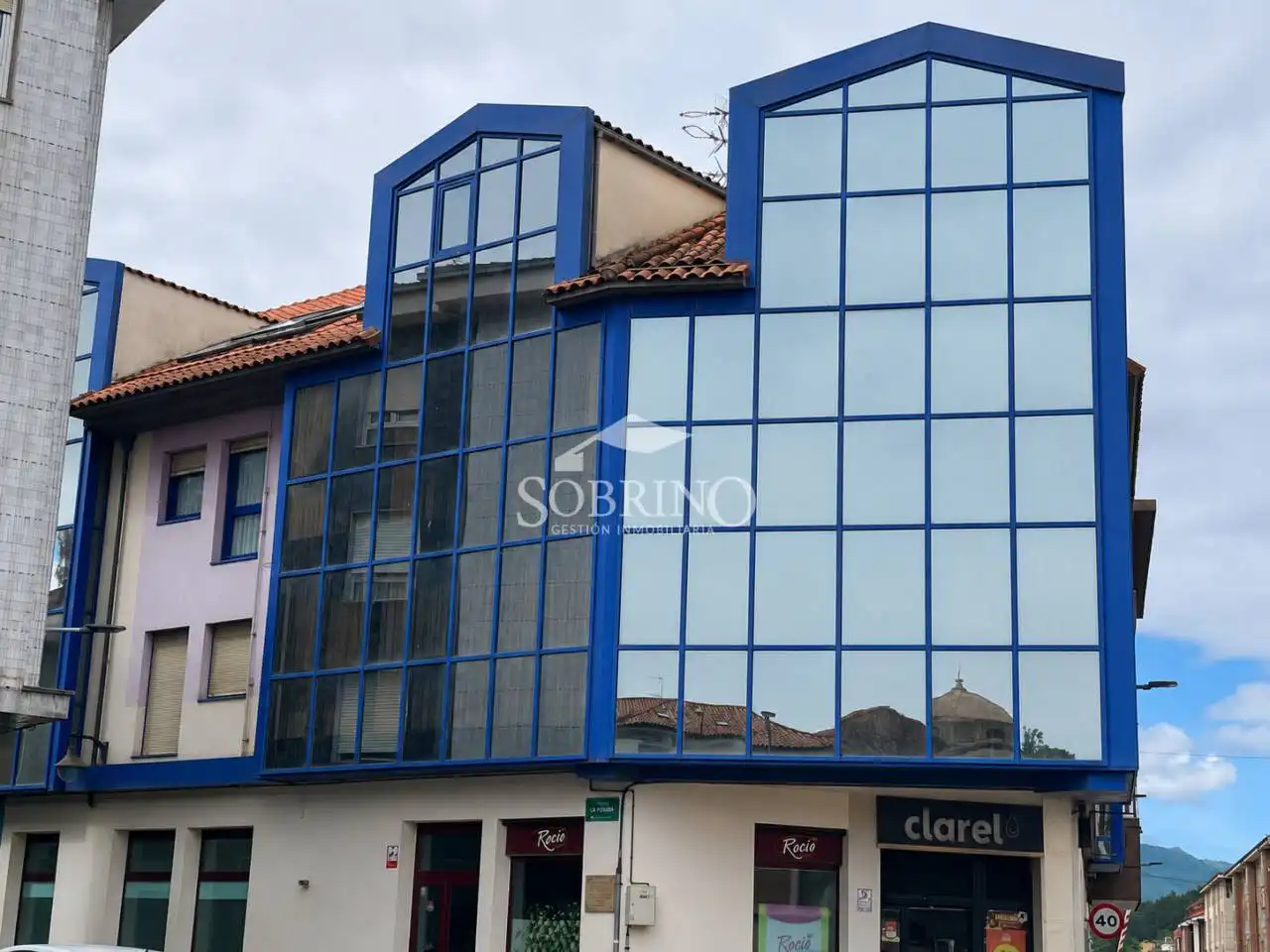 Vista exterior de Piso en venta en Llanes con Calefacción