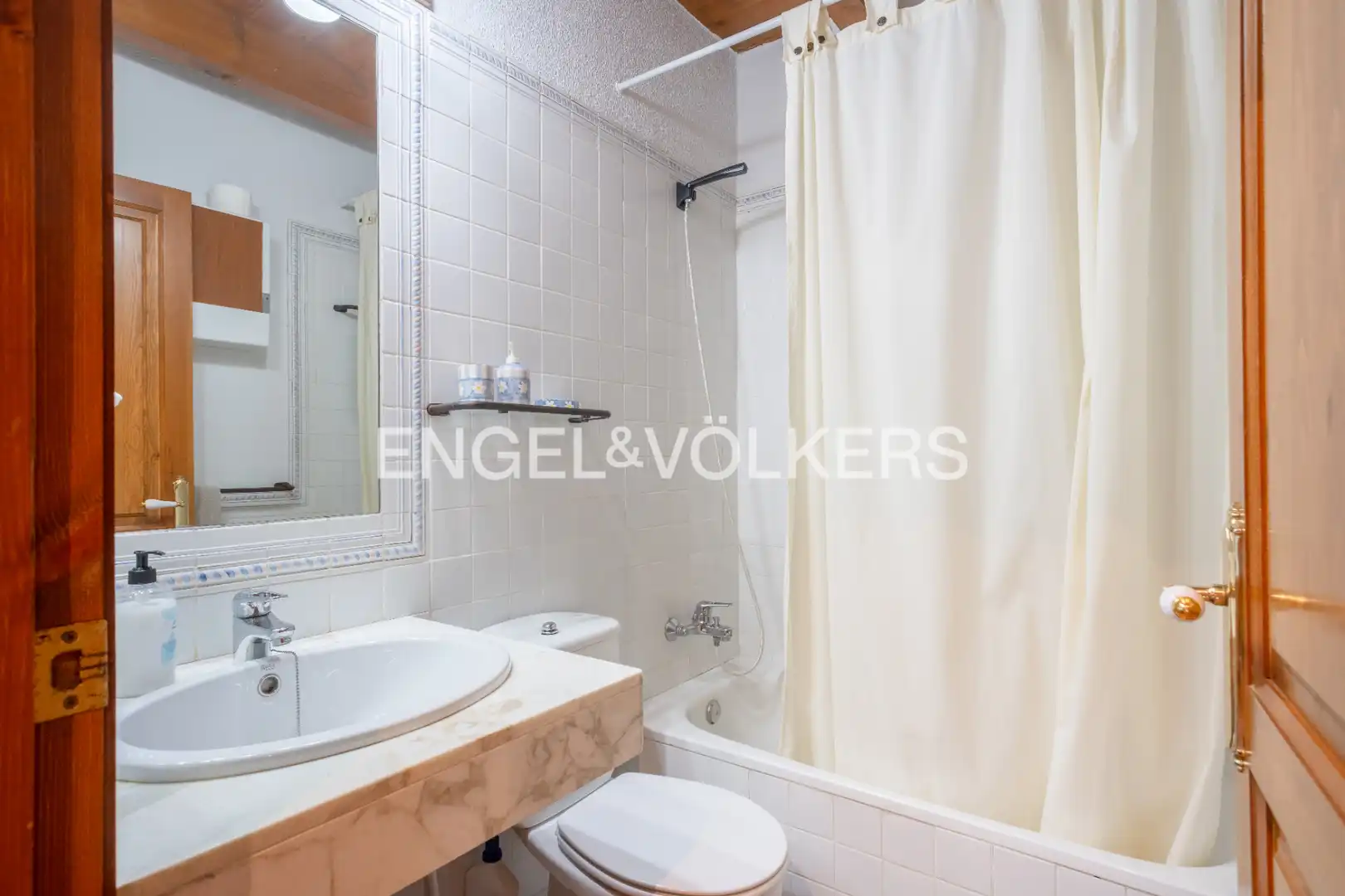 Casa pareada con jardín en venta en Fontanals de Cerdanya, imagen 9