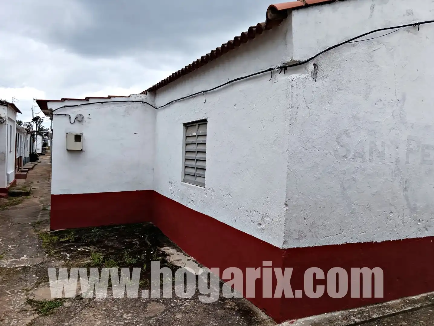 Exterior view of Detached homes for sale in La Zarza - Perrunal