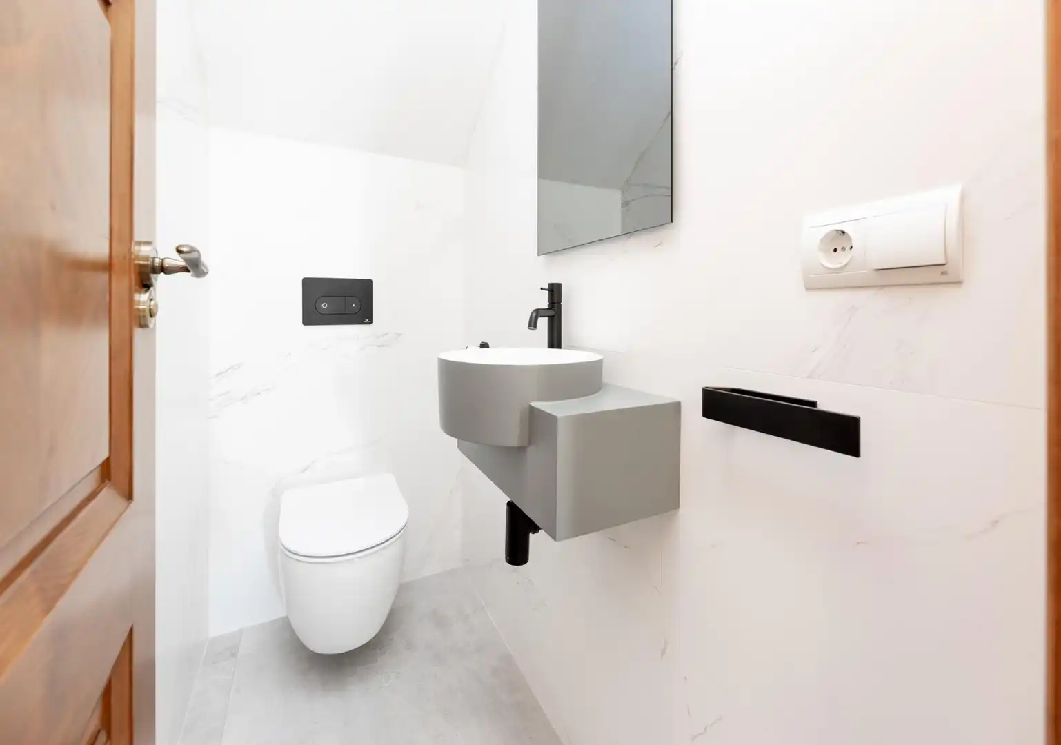 Badezimmer von Haus oder Chalet zum Verkauf in Albolote mit Klimaanlage, Heizung und Privatgarten