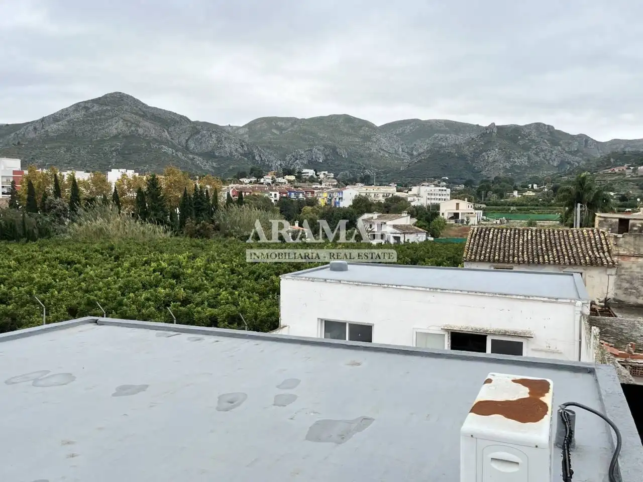 Vista exterior de Casa o xalet en venda en Pego amb Aire condicionat, Calefacció i Terrassa