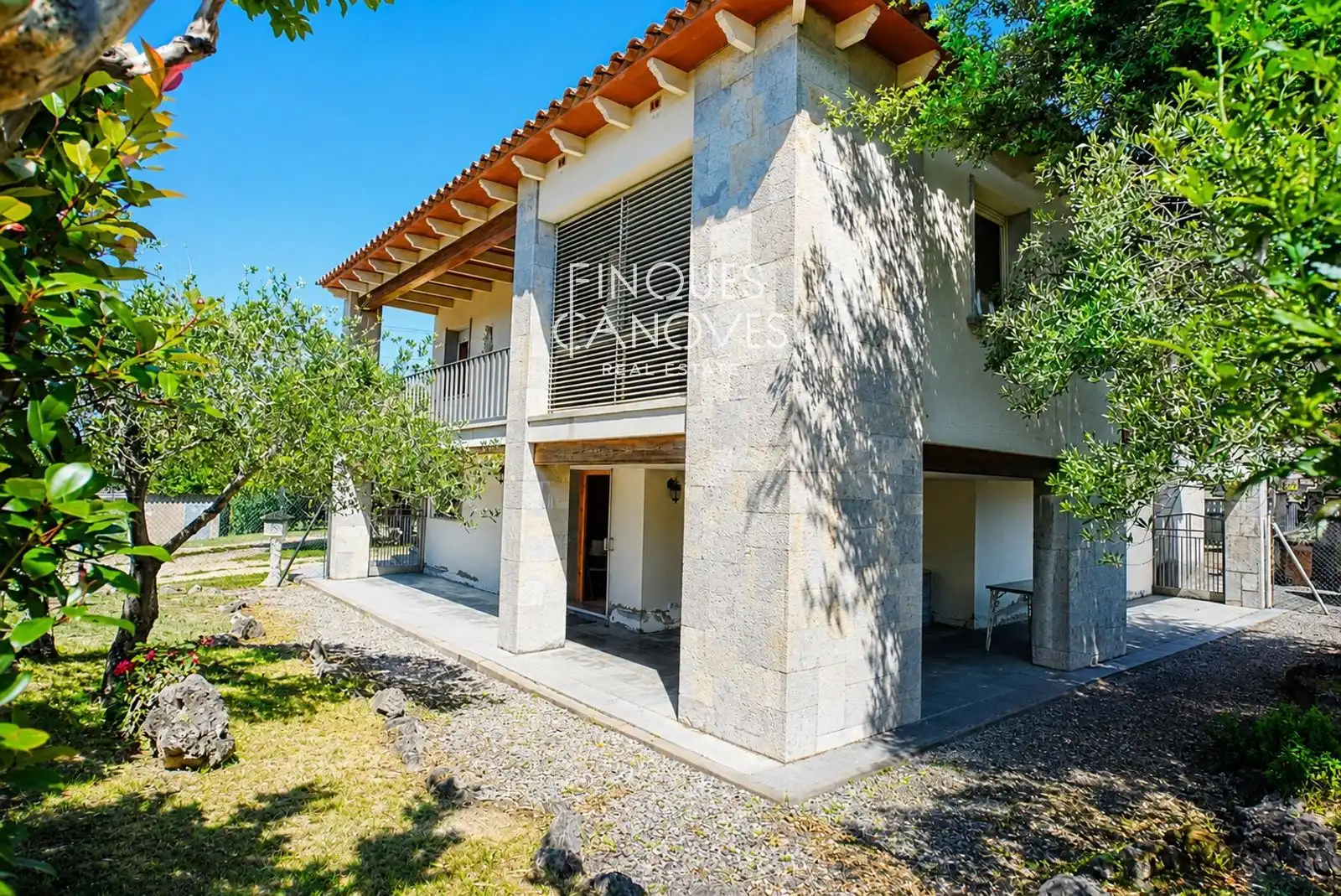 Vista exterior de Casa o xalet en venda en Caldes de Malavella amb Calefacció, Terrassa i Traster