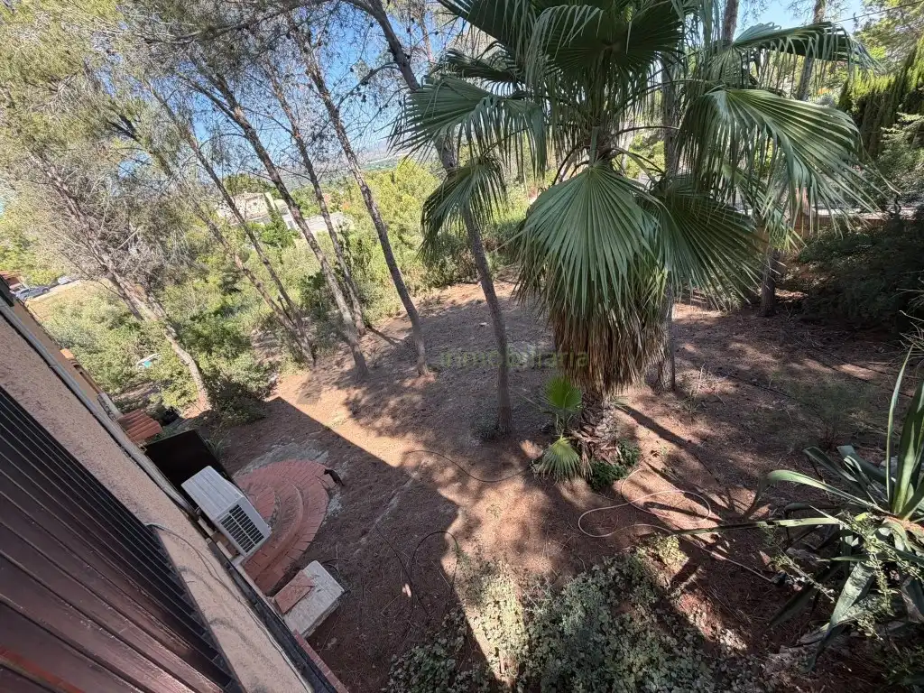 Casa o xalet en venda en Alberic amb Jardí privat, Terrassa i Piscina