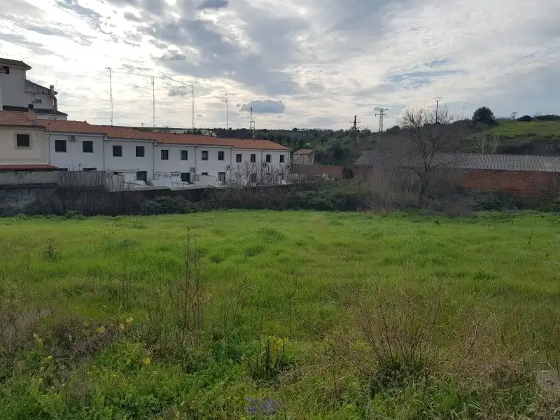 Terreni e lotti in vendita a Coria, imagen 3