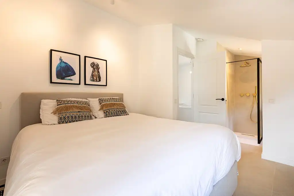 Schlafzimmer von Einfamilien-Reihenhaus zum Verkauf in Pollença mit Klimaanlage, Heizung und Terrasse