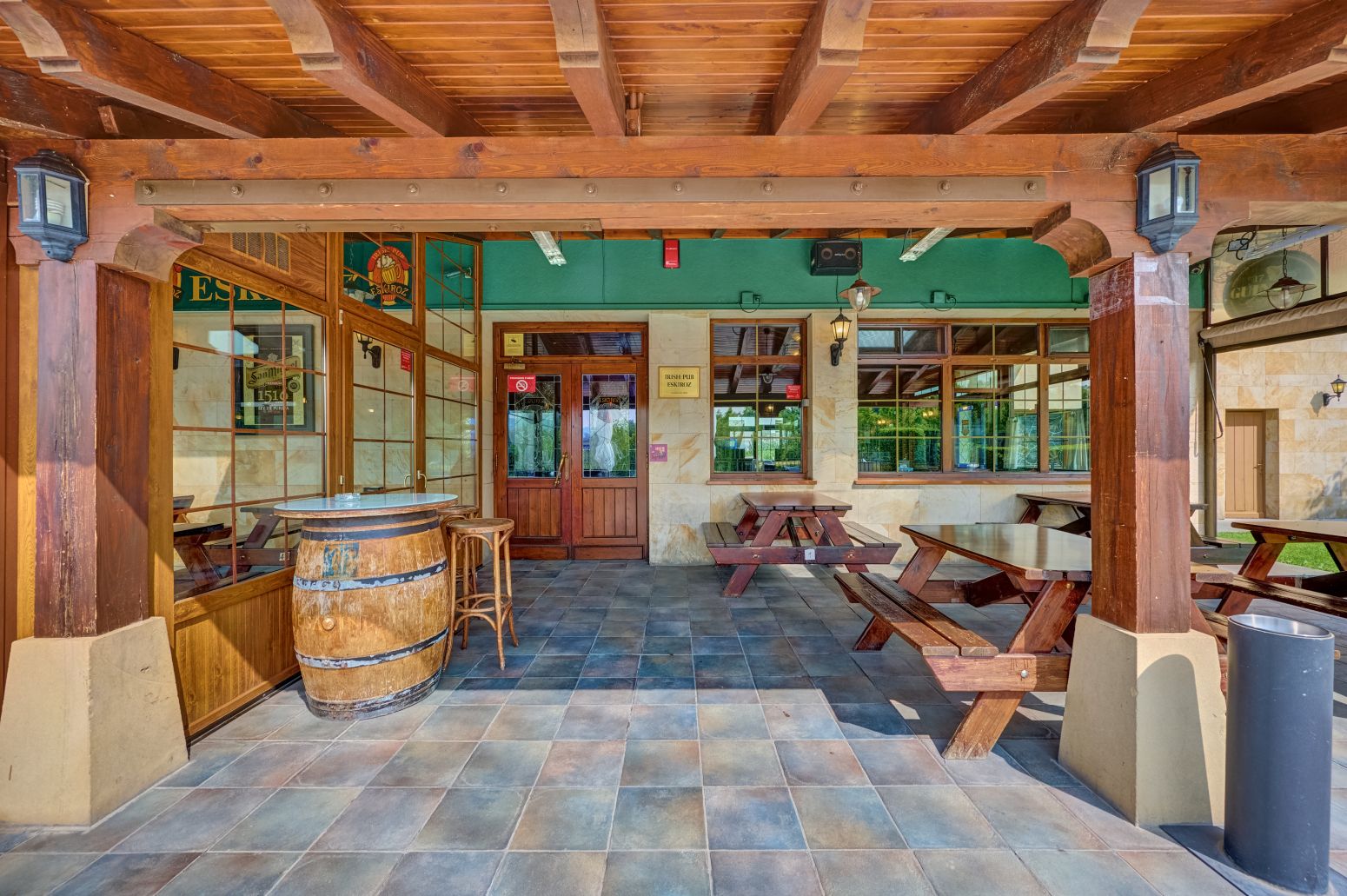 Terrace of Premises for sale in Galar  with Air Conditioner and Furnished