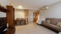 Living room of Flat for sale in  Valencia Capital  with Air Conditioner