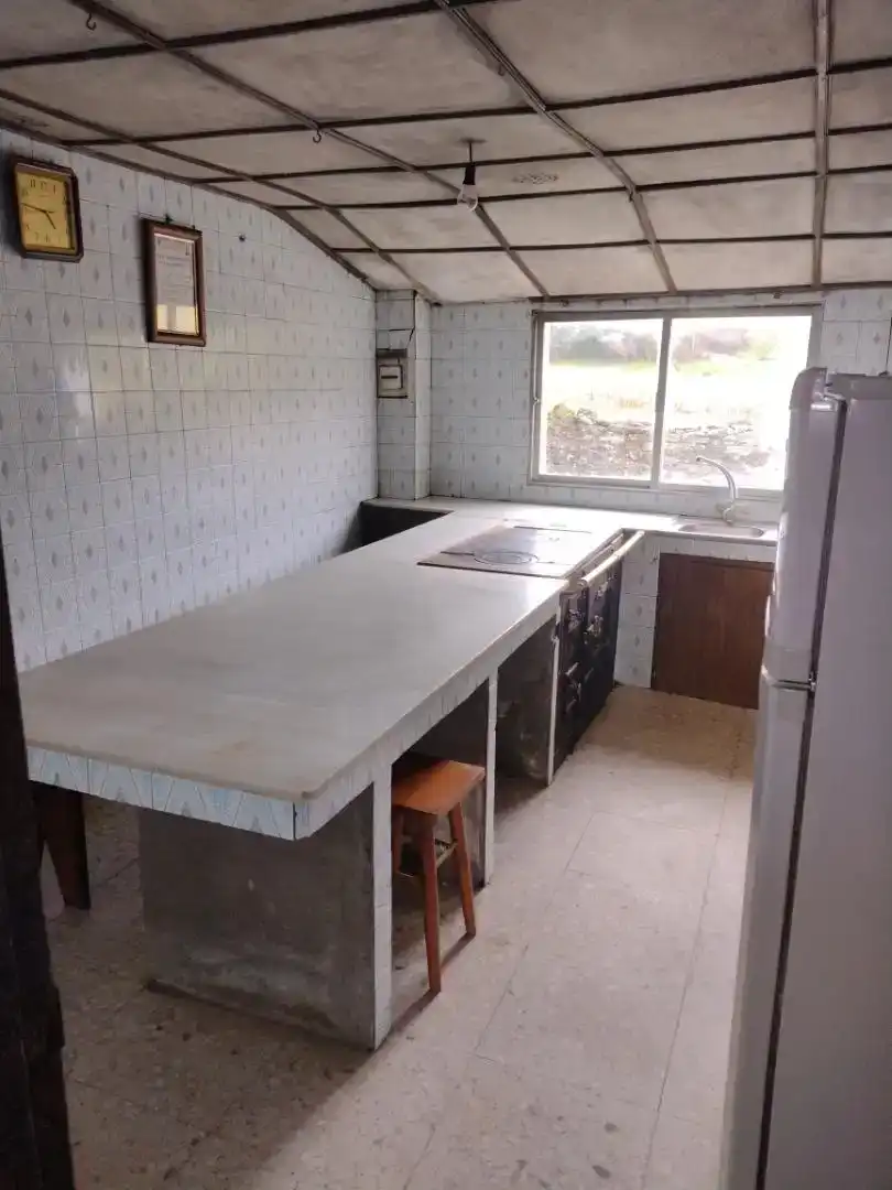 Cocina de Finca rústica en venta en Lalín con Jardín privado, Trastero y Amueblado
