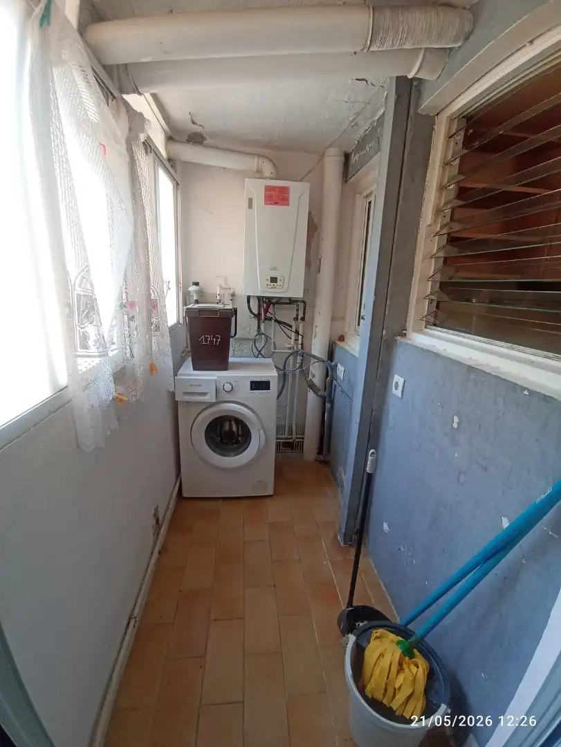 Küche von Wohnung zum Verkauf in Berga mit Heizung, Waschmaschine und Balkon