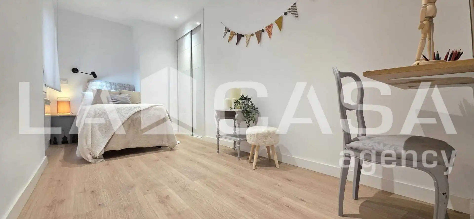 Habitación de Piso en venta en Valladolid con Calefacción y Balcón