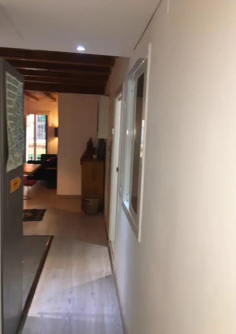 Wohnung zum Verkauf in Barcelona mit Heizung, Ofen und Mikrowelle