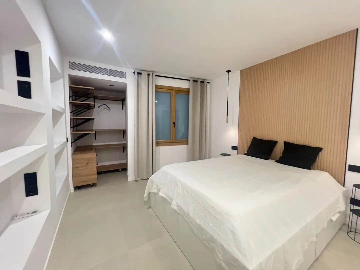 Habitación de Planta baja en venta en Inca con Aire acondicionado y Amueblado