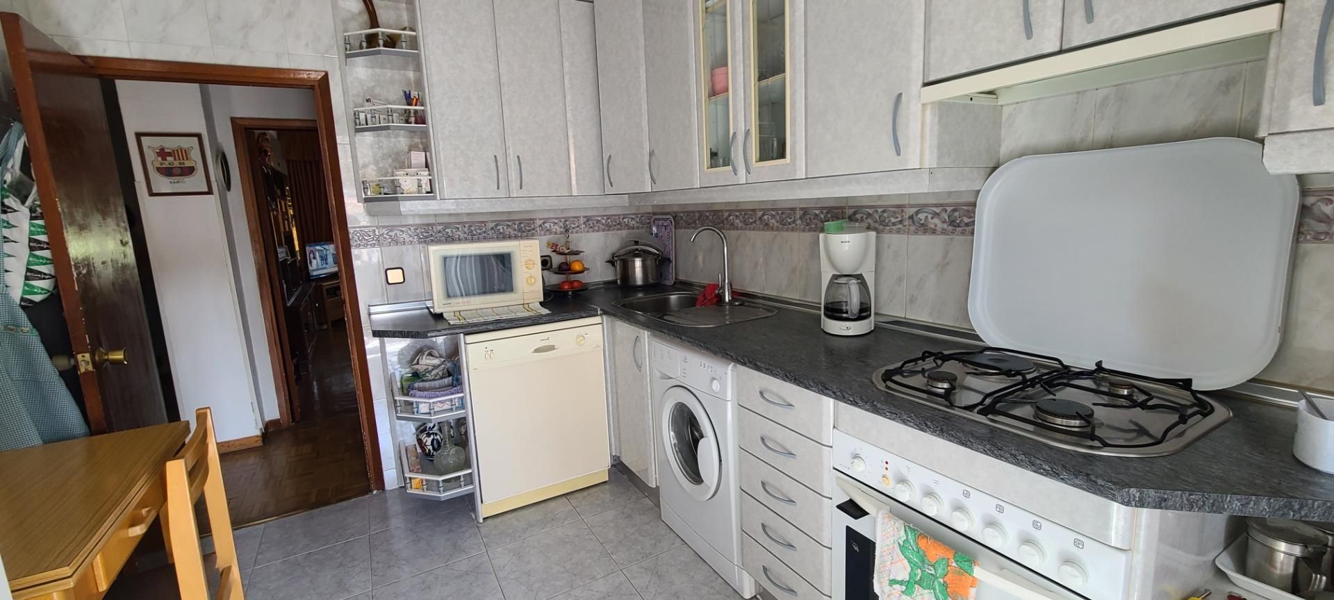 Kitchen of Flat for sale in Móstoles  with Parquet flooring