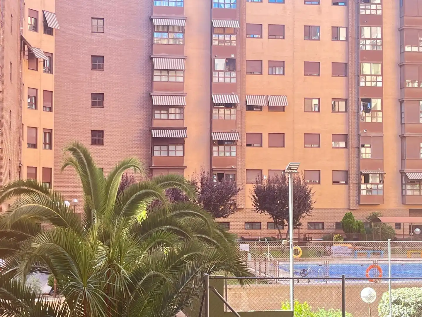 Exterior view of Flat for sale in Madrid  with Heating, Private garden and Terrace