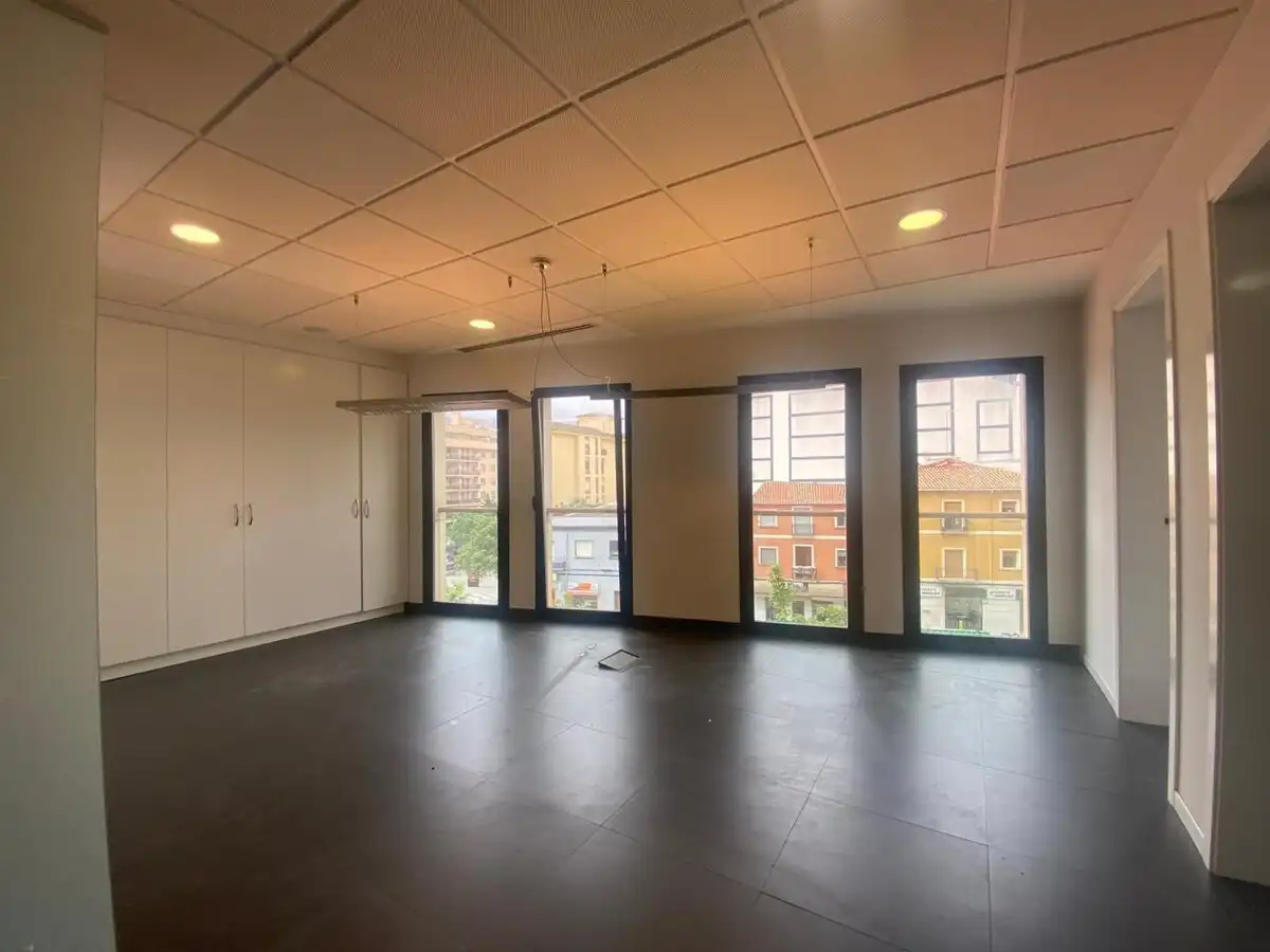 Office for rent in Dénia