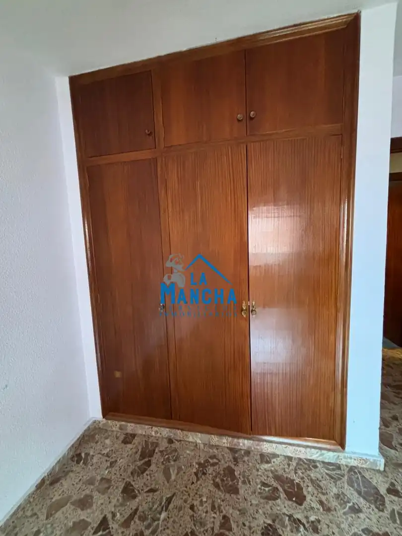 Flat for sale in Albacete  with Air Conditioner, Heating and Private garden