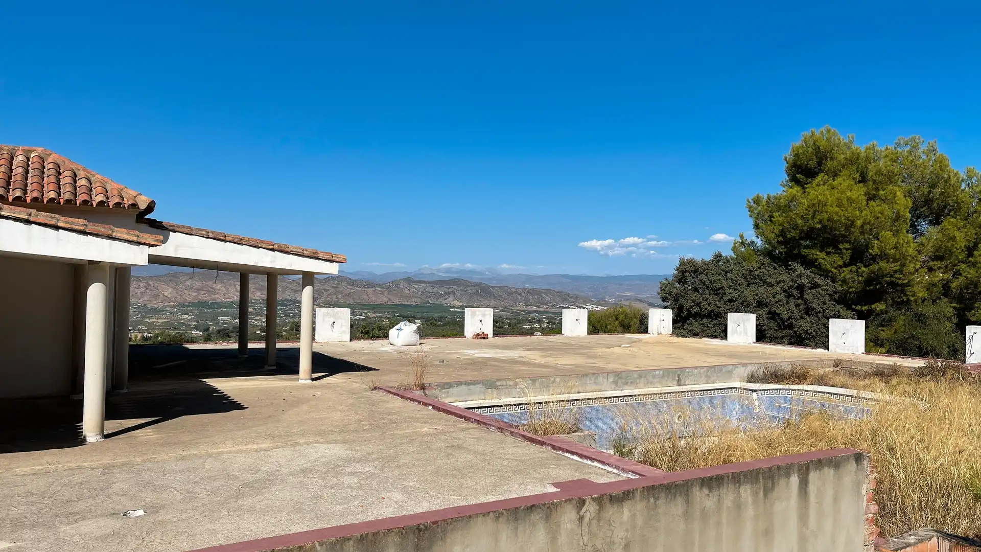 Piscina de Casa o xalet en venda en Alhaurín El Grande amb Jardí privat i Terrassa
