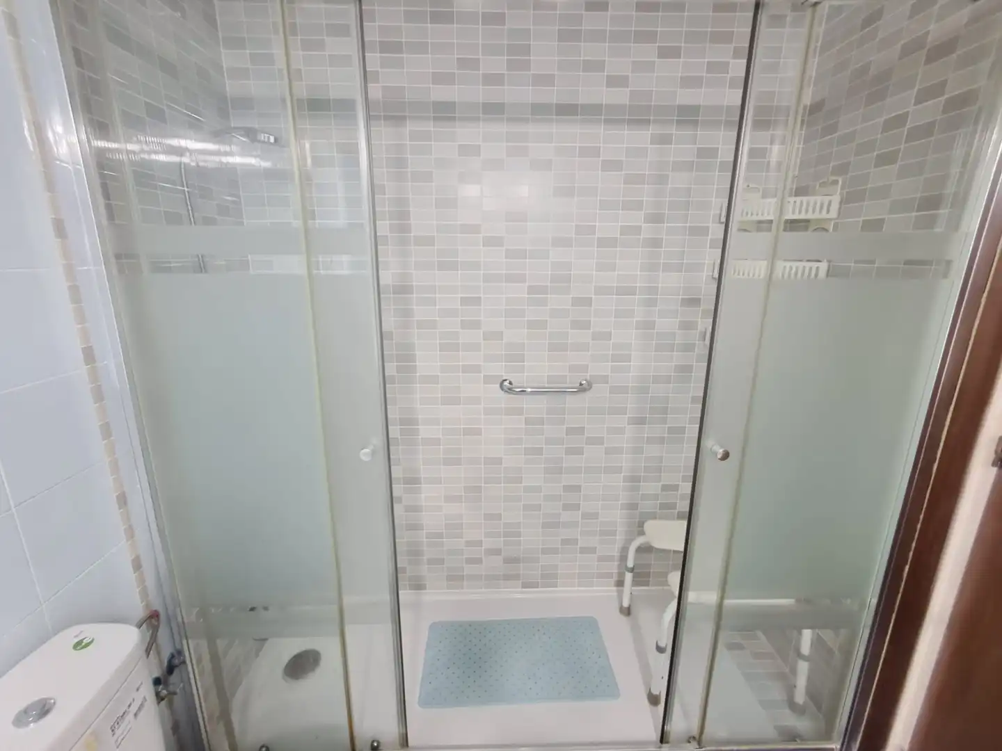 Piso con terraza en venta en Carrer de Girona, imagen 13