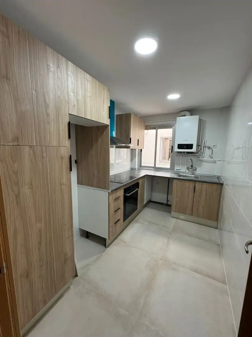 Flat for rent in Avenida de Santa Isabel, Santa Isabel