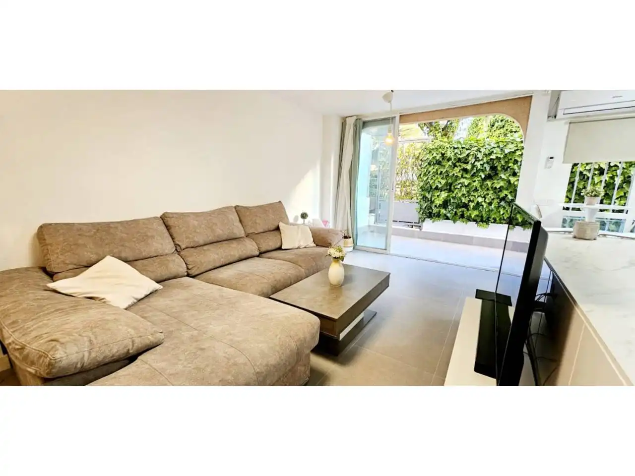 Sala de estar de Piso en venta en Molina de Segura con Aire acondicionado, Jardín privado y Trastero