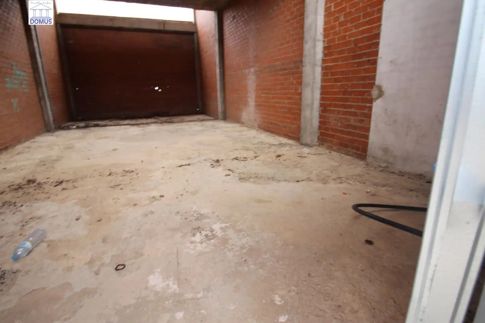Commercial properties for sale in Valdelacalzada