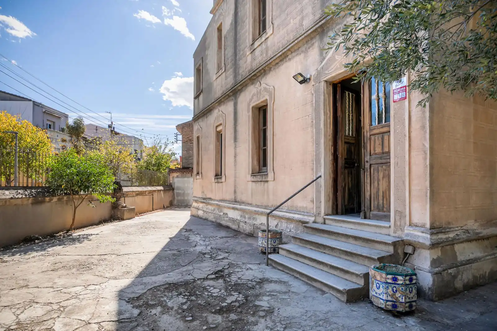 Vista exterior de Casa o chalet en venta en Sant Feliu de Llobregat con Calefacción, Jardín privado y Terraza