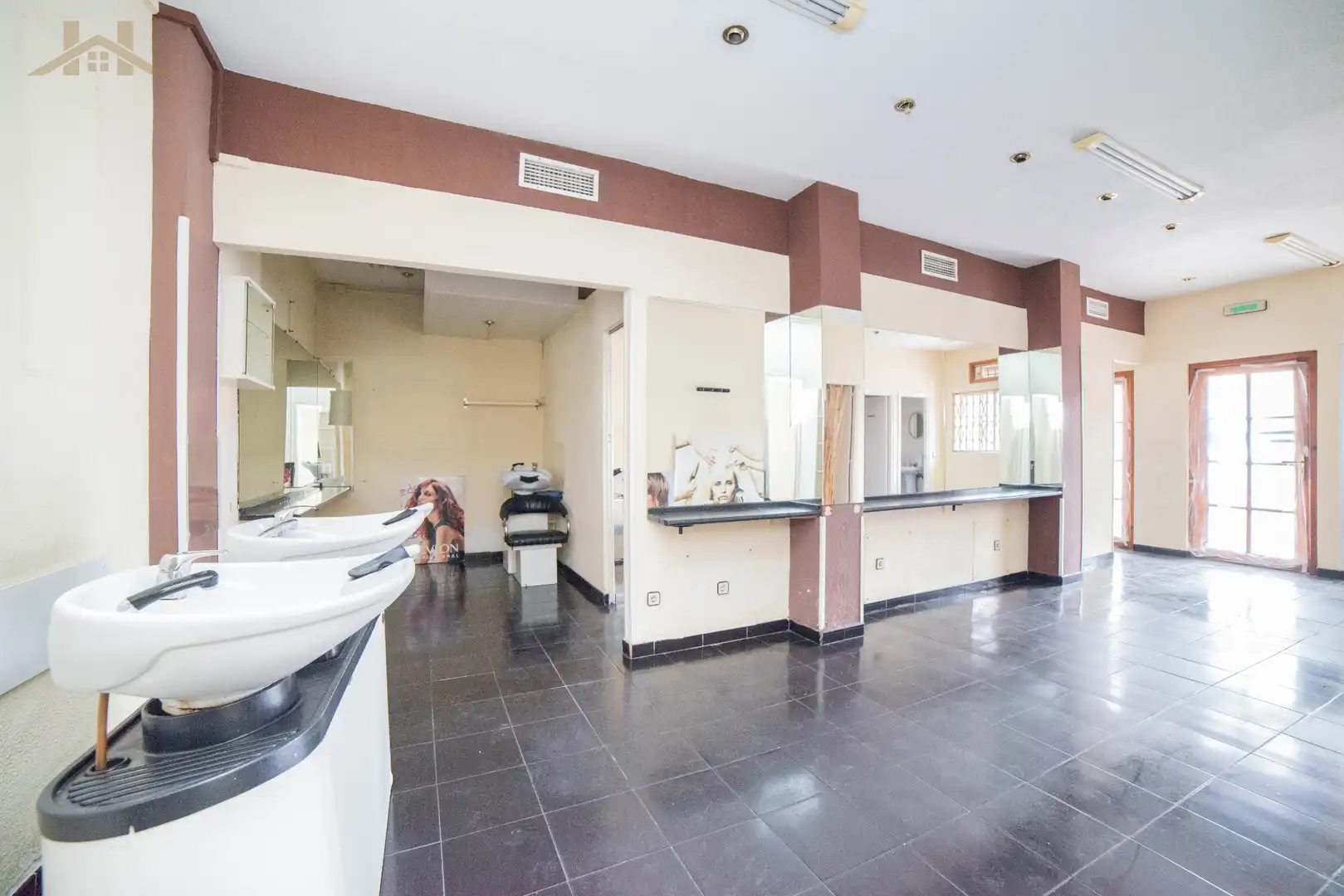 Kitchen of Commercial properties for sale in Fuenlabrada