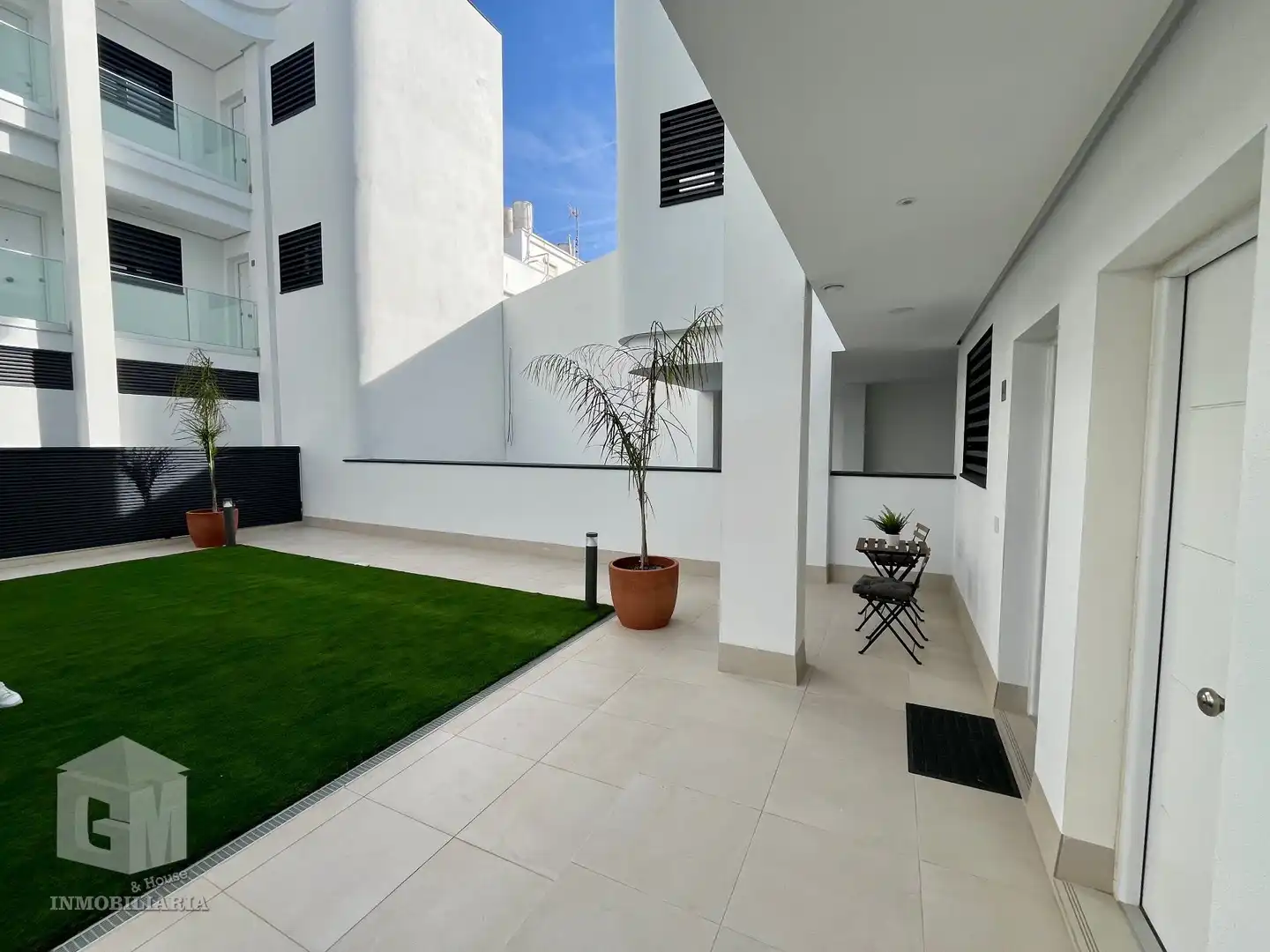 Terrace of Apartments for sale in Tarifa  with Air Conditioner, Heating and Storage room