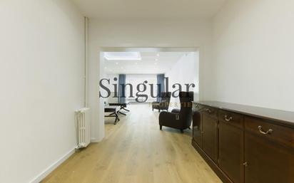 Living room of Flat for sale in  Barcelona Capital  with Air Conditioner, Heating and Terrace