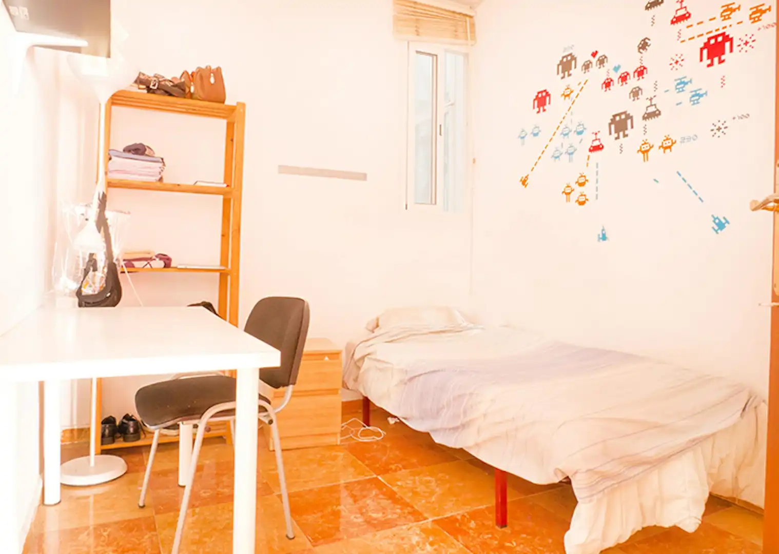 Habitación de Piso para compartir en Sevilla con Aire acondicionado, Amueblado y Lavadora
