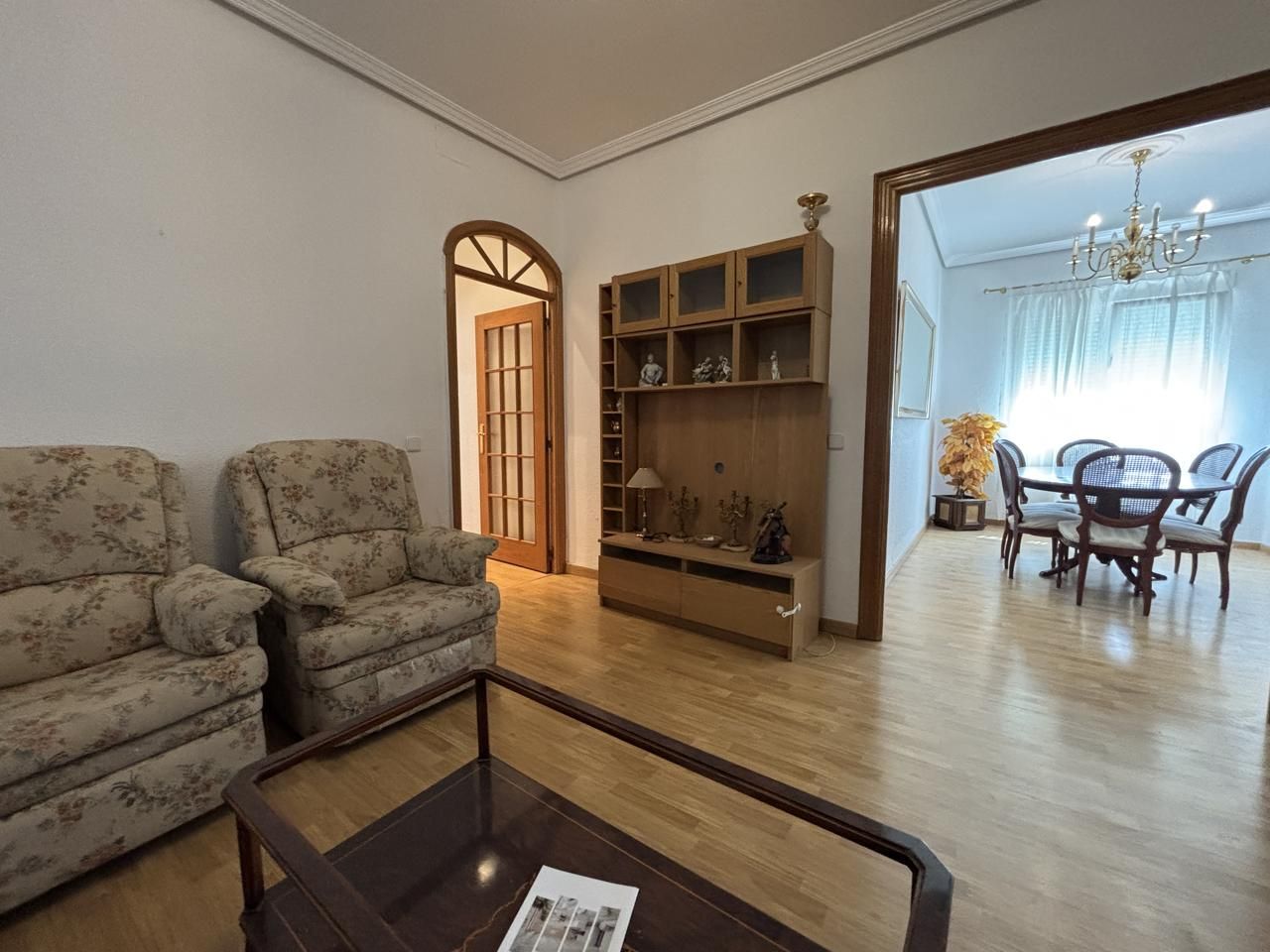 Living room of Flat to rent in  Madrid Capital  with Air Conditioner, Heating and Furnished