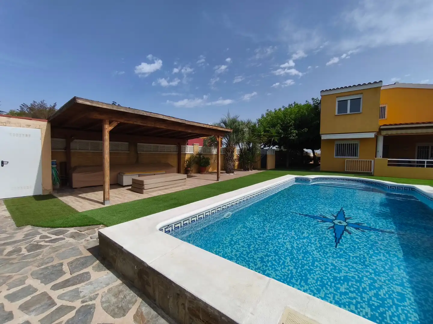 Piscina de Casa o chalet en venta en Vilamarxant con Aire acondicionado, Calefacción y Jardín privado