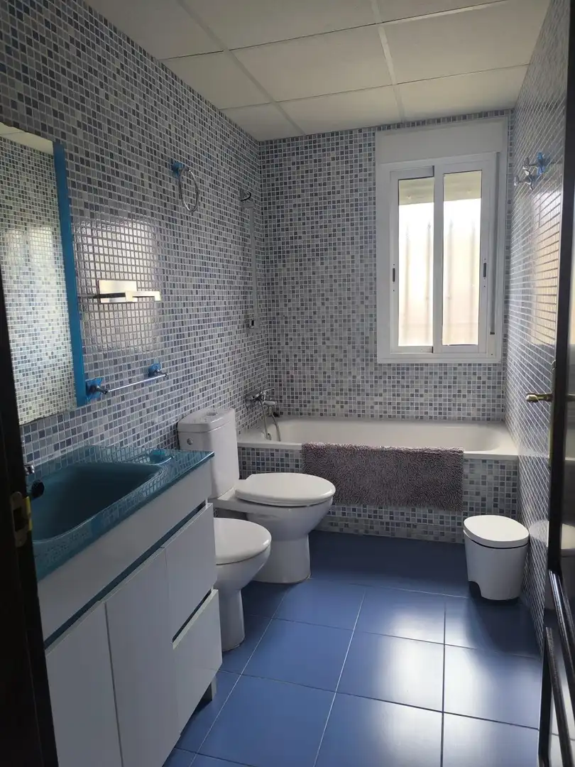 Baño de Casa o chalet de alquiler en La Carlota