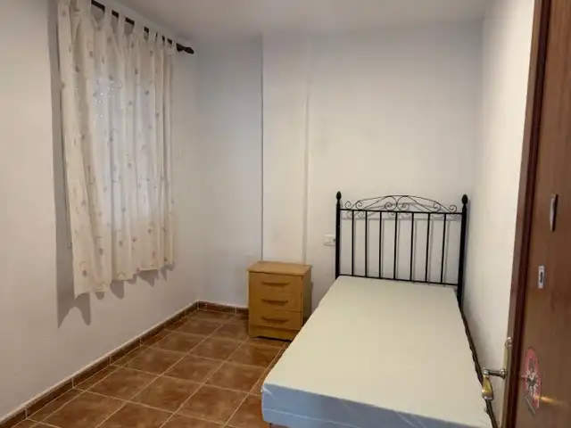 Habitación de Casa o chalet en venta en Villamartín con Amueblado y Piscina comunitaria