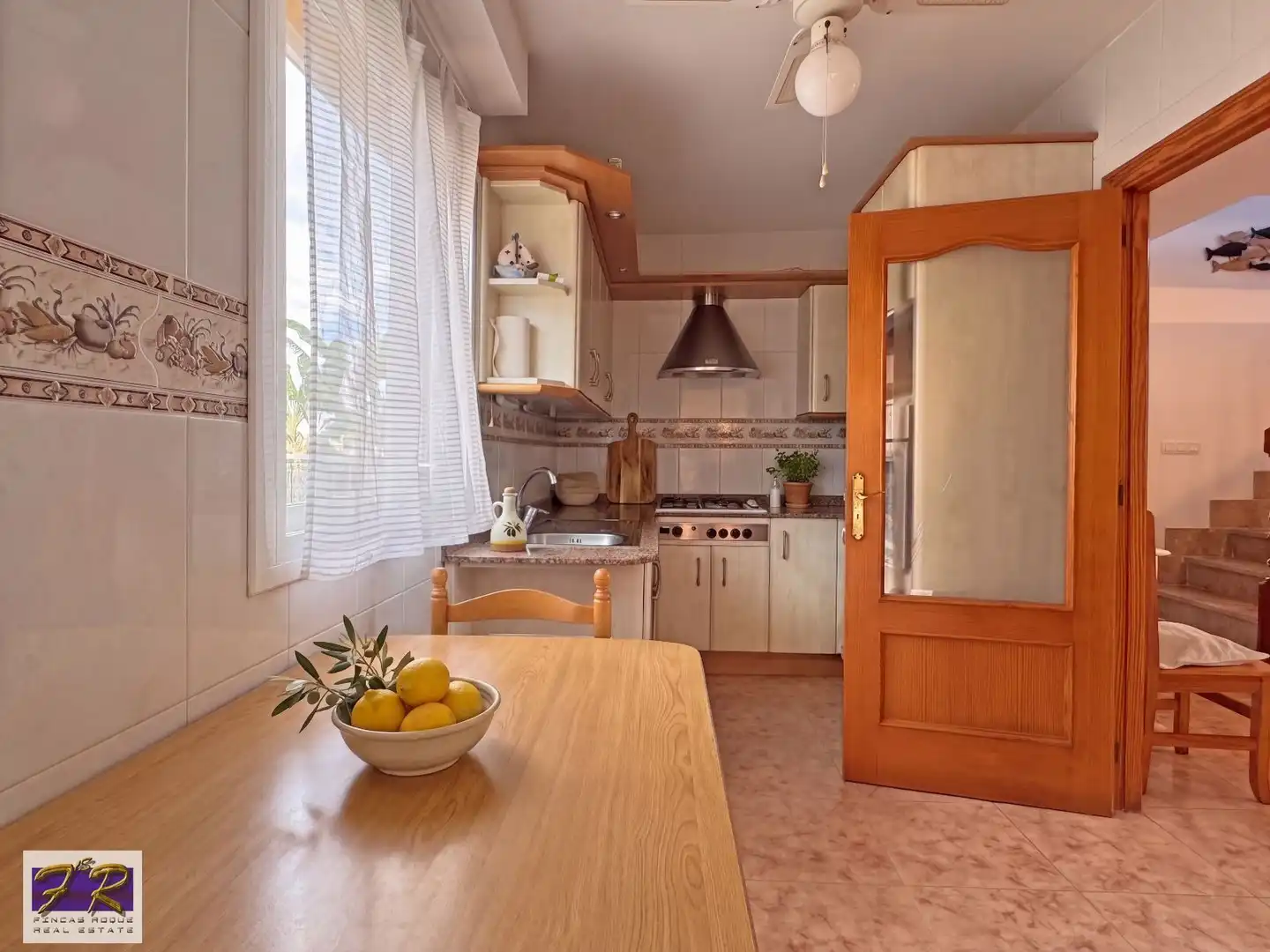 Kitchen of Houses for sale in Alcúdia  with Air Conditioner, Terrace and Storage room